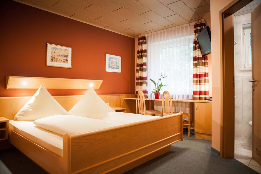 Landgasthof Linden Zimmer foto